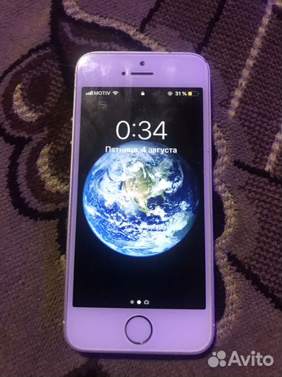 Телефон iPhone 5s