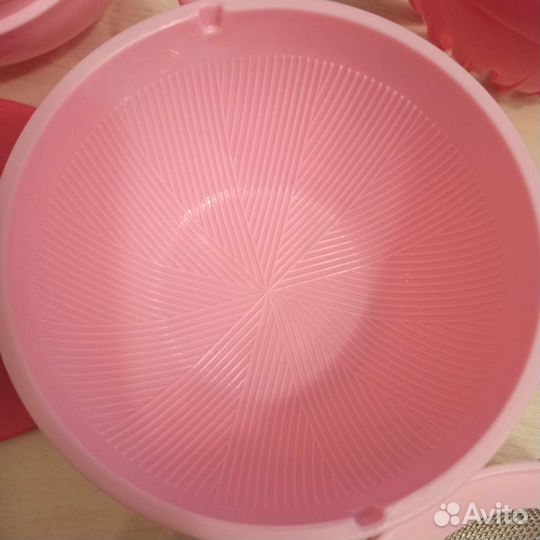 Соковыжималка и терка (ручной кухонный комбайн)