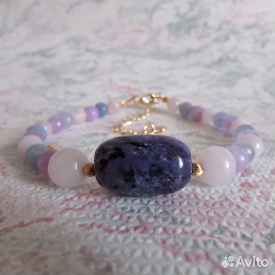 Браслет женский из натуральных камней