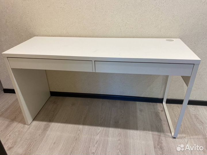 Письменный стол IKEA микке