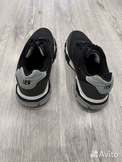 Кроссовки мужские