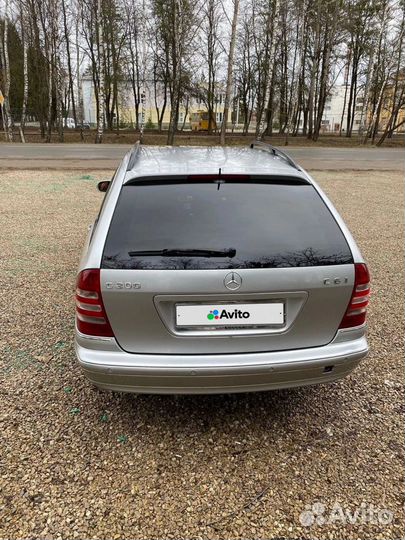 Mercedes-Benz C-класс 1.8 МТ, 2004, 217 500 км