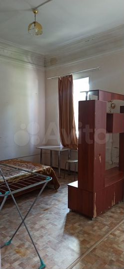 Комната 24 м² в 5-к., 2/2 эт.