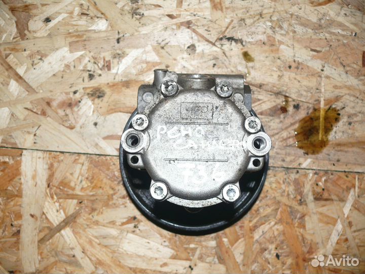 Насос гур Renault Sandero 2 stepway 2015 г 1,6 л