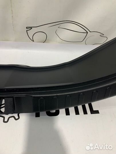 Накладка задней панели Toyota Rav4 A40 3ZR 2018