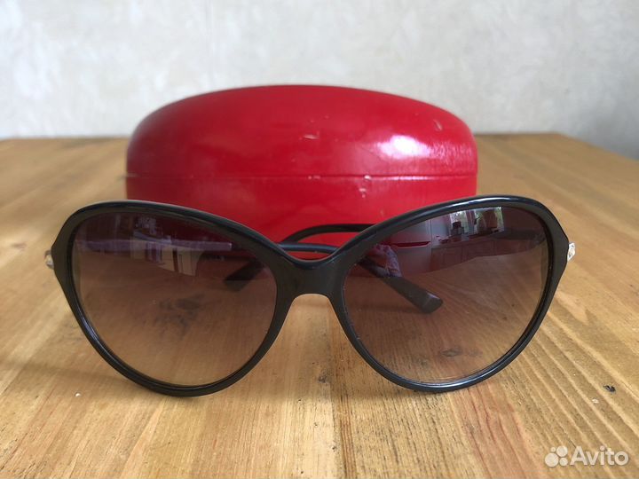 Солнцезащитные очки женские