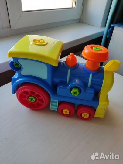 Детская игрушка Паровозик