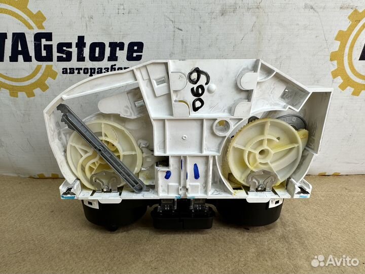 Блок климат-контроля Volkswagen New Beetle 2000