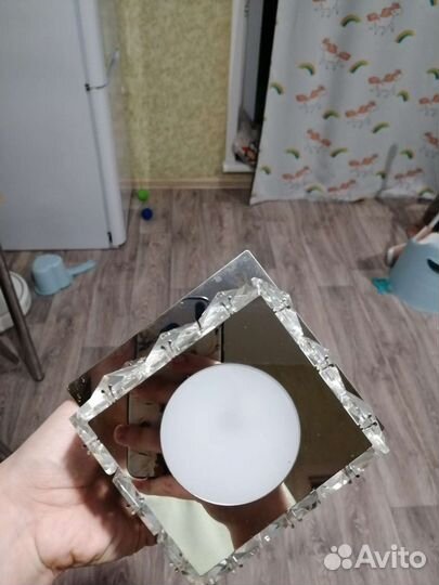 Светильник потолочный