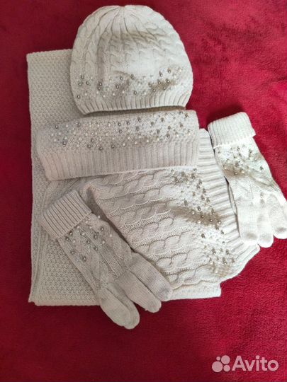 Комплект: шапка, перчатки, шарф Vitacci