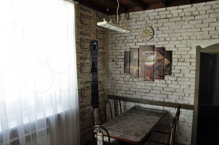 Коттедж 300 м² на участке 9 сот.