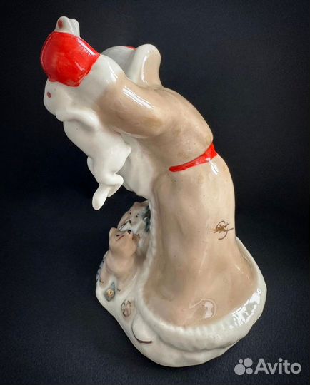 Фарфоровая статуэтка Дед Мороз (Городница)