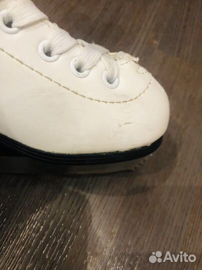 Коньки фигурные детские 28