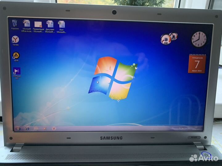 Ноутбук Samsung