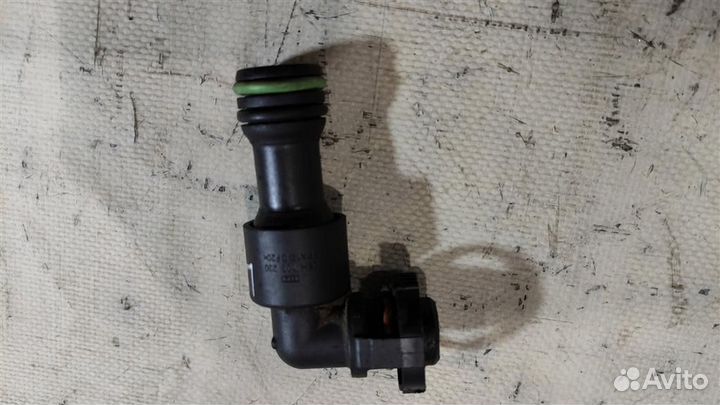 Патрубок (трубопровод, шланг) 06H103230 2.0 tfsi