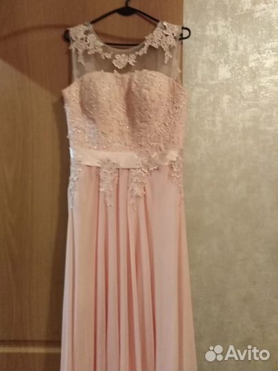 Платье для выпускного вечера