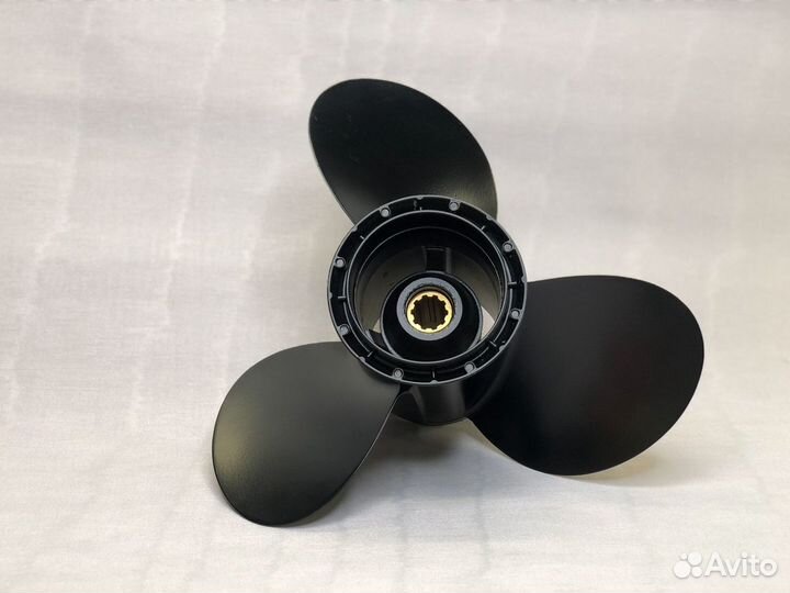 Винт Suzuki DT40-DT65 DF40A-DF60A 3x11-1/2x13