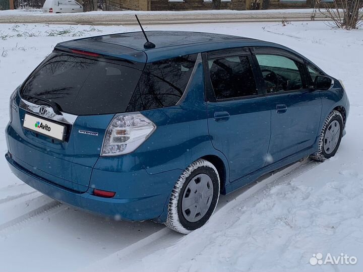 Honda Fit Shuttle 1.3 CVT, 2011, 161 000 км