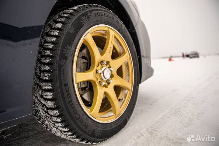 Continental IceContact XTRM 215/65 R16