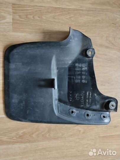 Брызговик Тойота Фортунер 2015