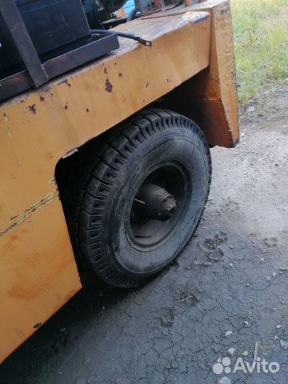 Вилочный погрузчик ЛЬВОВСКИЙ ПОГРУЗЧИК (ЛЕВ) АП-4041, 2009