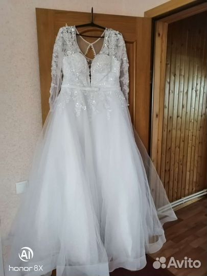 Свадебное платье