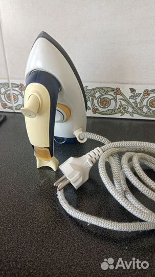 Утюг дорожный