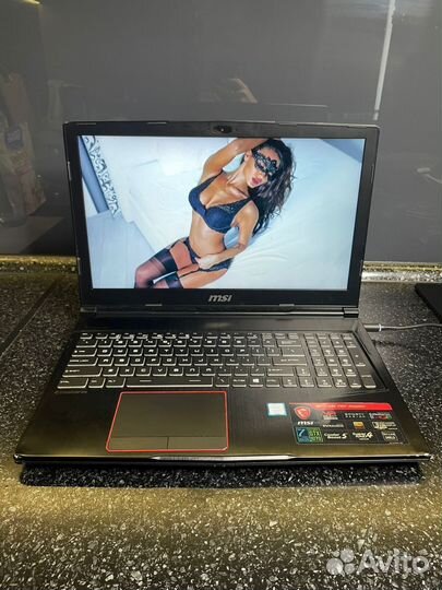 Игровой ноутбук MSI i7-7700hq/gtx1070/8g