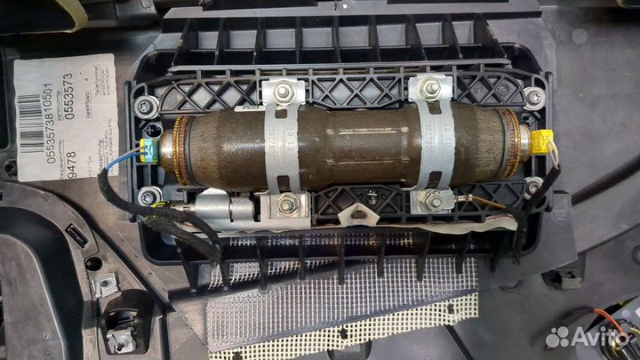 Панель передняя салона Audi A8 (D4), 2011