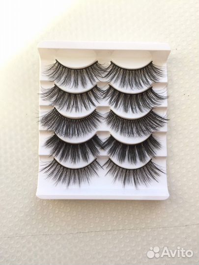 Накладные ресницы разные