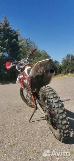 BSE Z6Y (J4)