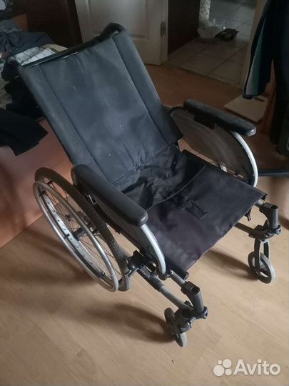 Инвалидная коляска складная бу