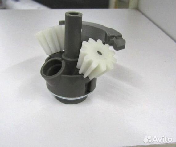 Редуктор мясорубки + 2 шестерни Bosch 611988pl