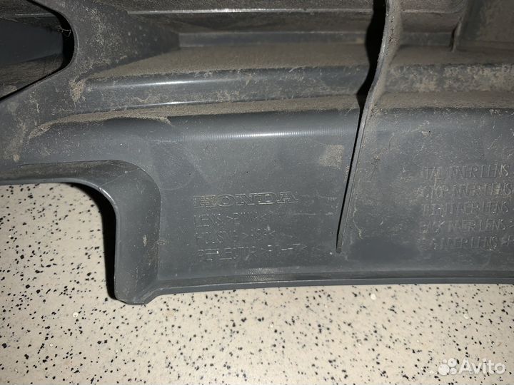 Левая фара заднего стоп сигнала Honda CR-V