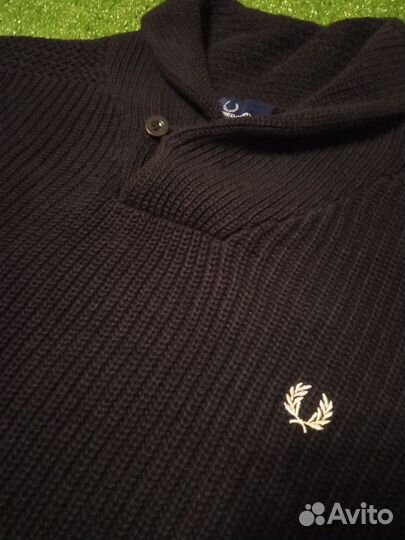 Лютый свитер Fred Perry оригинал