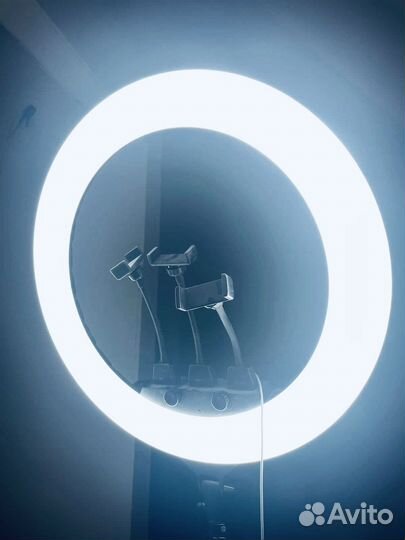 Кольцевая лампа 55 см, со штативом