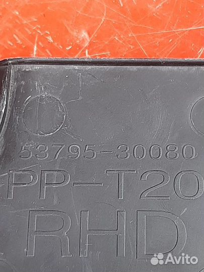 Крышка двс правая Lexus Gs