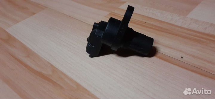 Mercedes датчик положения распредвала