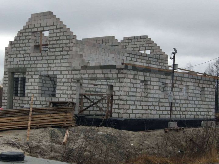 Дом 180 м² на участке 6 сот.