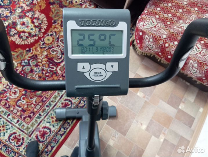 Велотренажер torneo