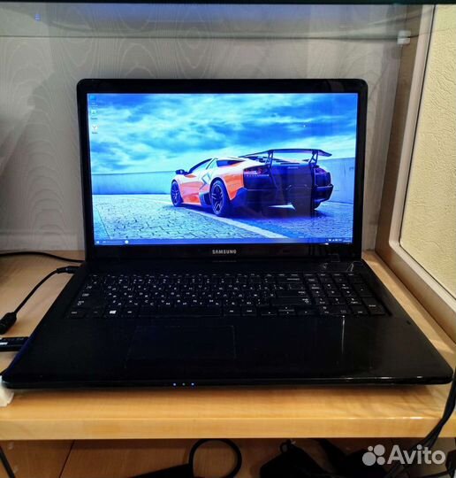 Samsung 17