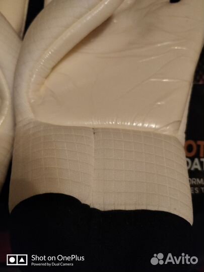 Вратарские перчатки детские Adidas