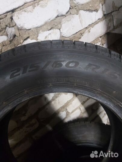 Pirelli Ice Zero 215/60 R16 99H