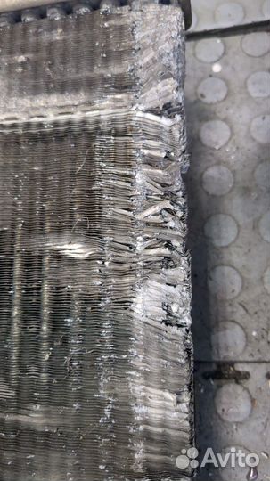 Радиатор охлаждения двигателя Mercedes Vito W639