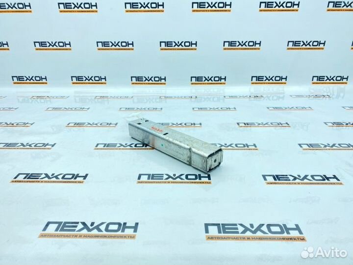 Планка Mercedes-Benz E-Class S213 2.0 654920