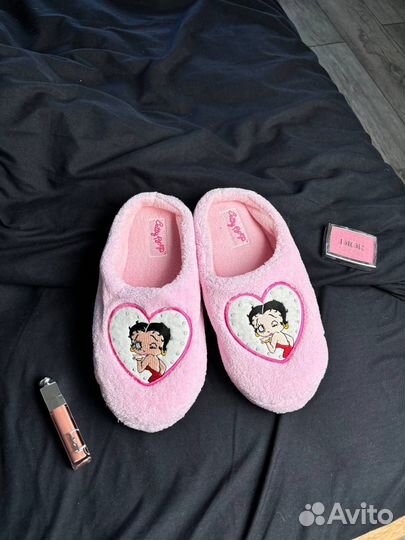 Женские домашние тапочки