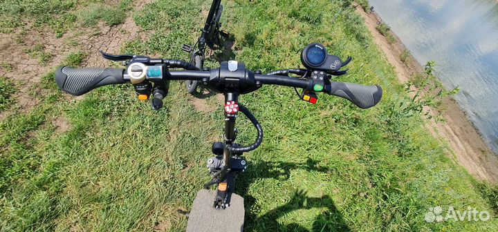 Электросамокат Ultron T11 plus 3200W