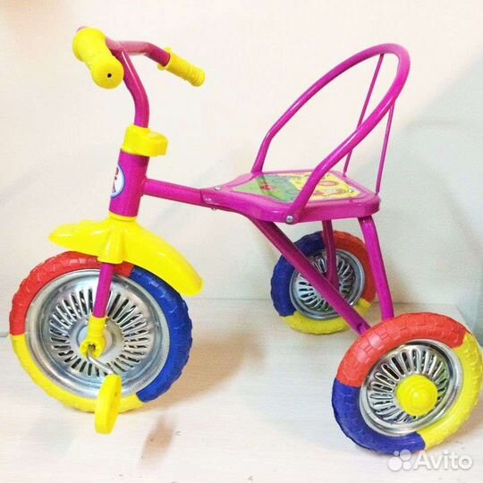 Детский трёхколёсный велосипед