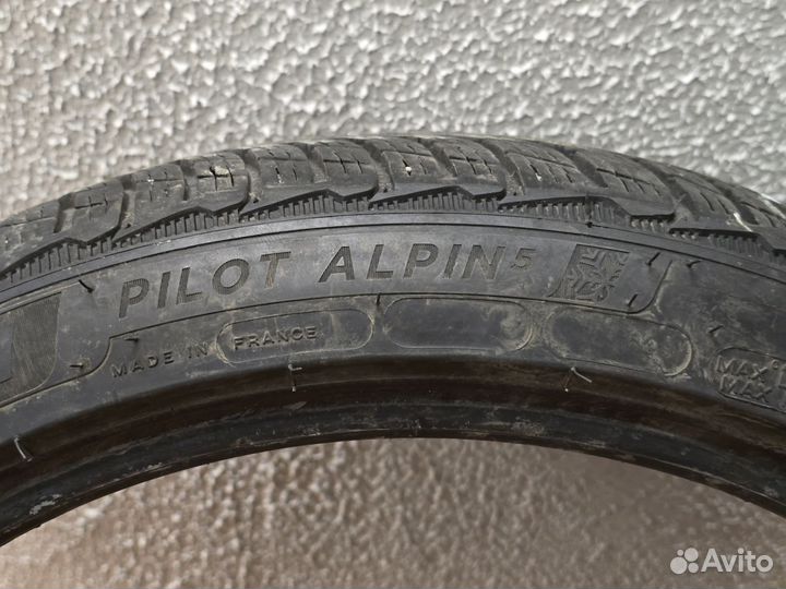 Michelin Pilot Alpin 5 275/35 R20 102W