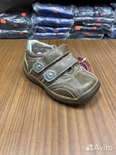 Ботинки для мальчика новые 19-24